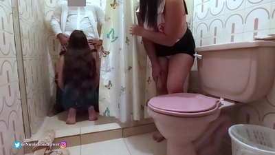 ነርስ በሆስፒታል መታጠቢያ ቤት ውስጥ ዶክተር ሲበዳኝ አገኘው / ክፍል 1 / ኒኮል ሎንድራወር / ቺኪካንዲ